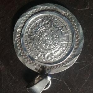 Vintage sterling silver 925 pendant Aztec calendar Mayan native